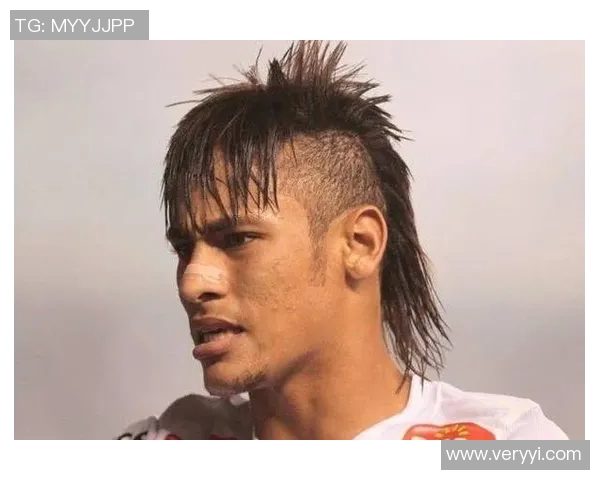 足球明星们钟爱的男生发型风格揭秘时尚潮流引领者的魅力之选